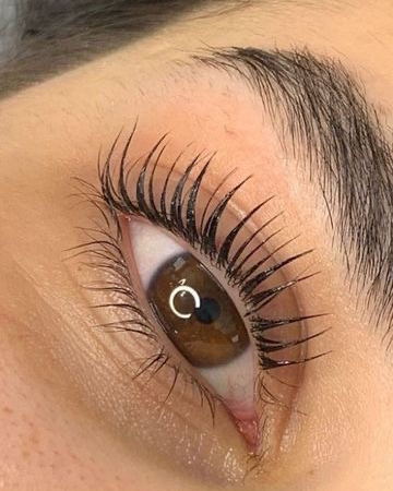 نمونه کار نسترن بهرام نیا — لیفت و لمینت مژه