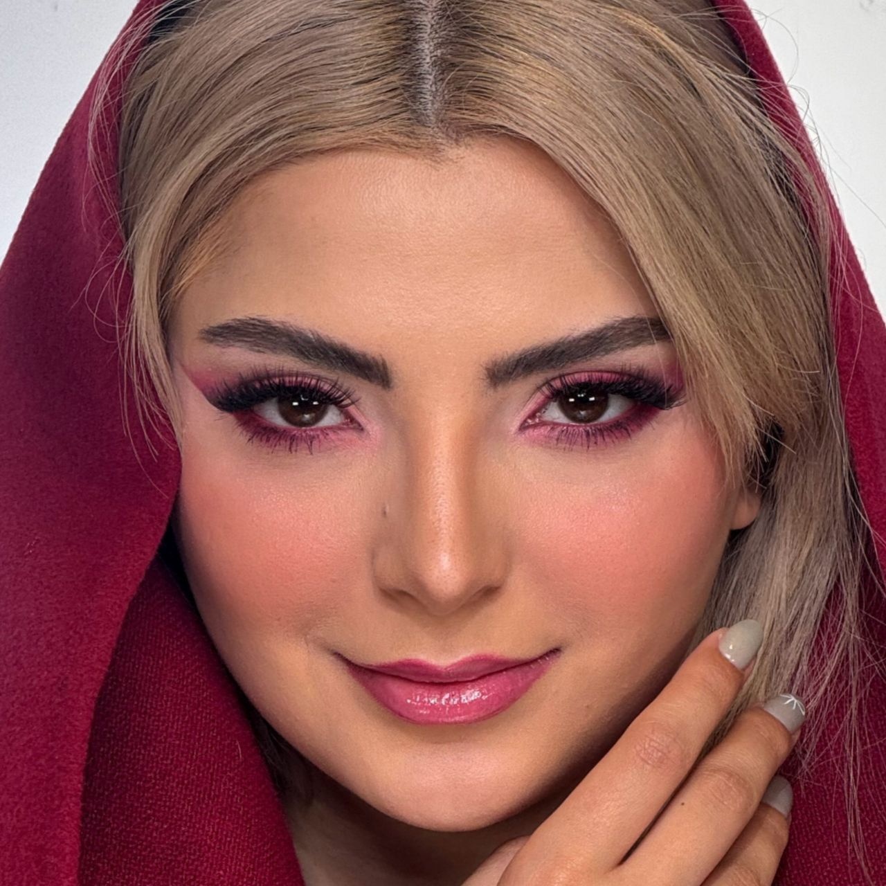 نمونه کار متینه چنارانی — لیفت و لمینت مژه