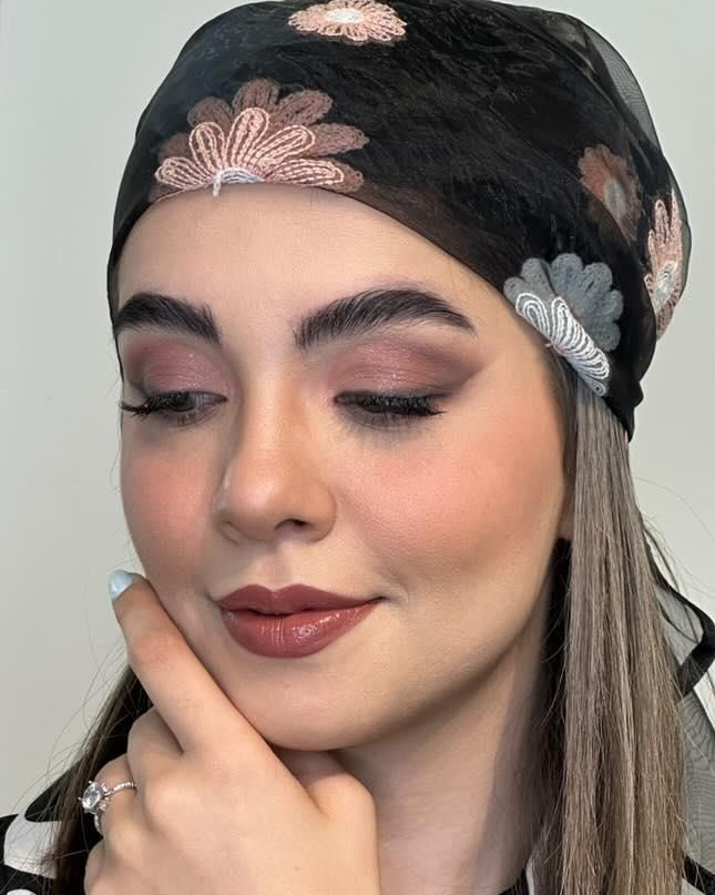 نمونه کار متینه چنارانی — لیفت و لمینت مژه