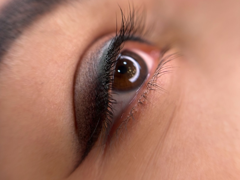 نمونه کار زیبا قربان زاده — لیفت و لمینت مژه