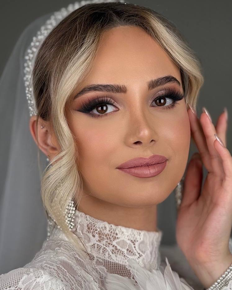 نمونه کار میترا محمدی — لیفت و لمینت مژه